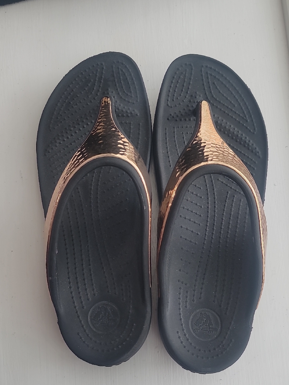 CROCS Black Sandals with Metallic Rose Gold Thong